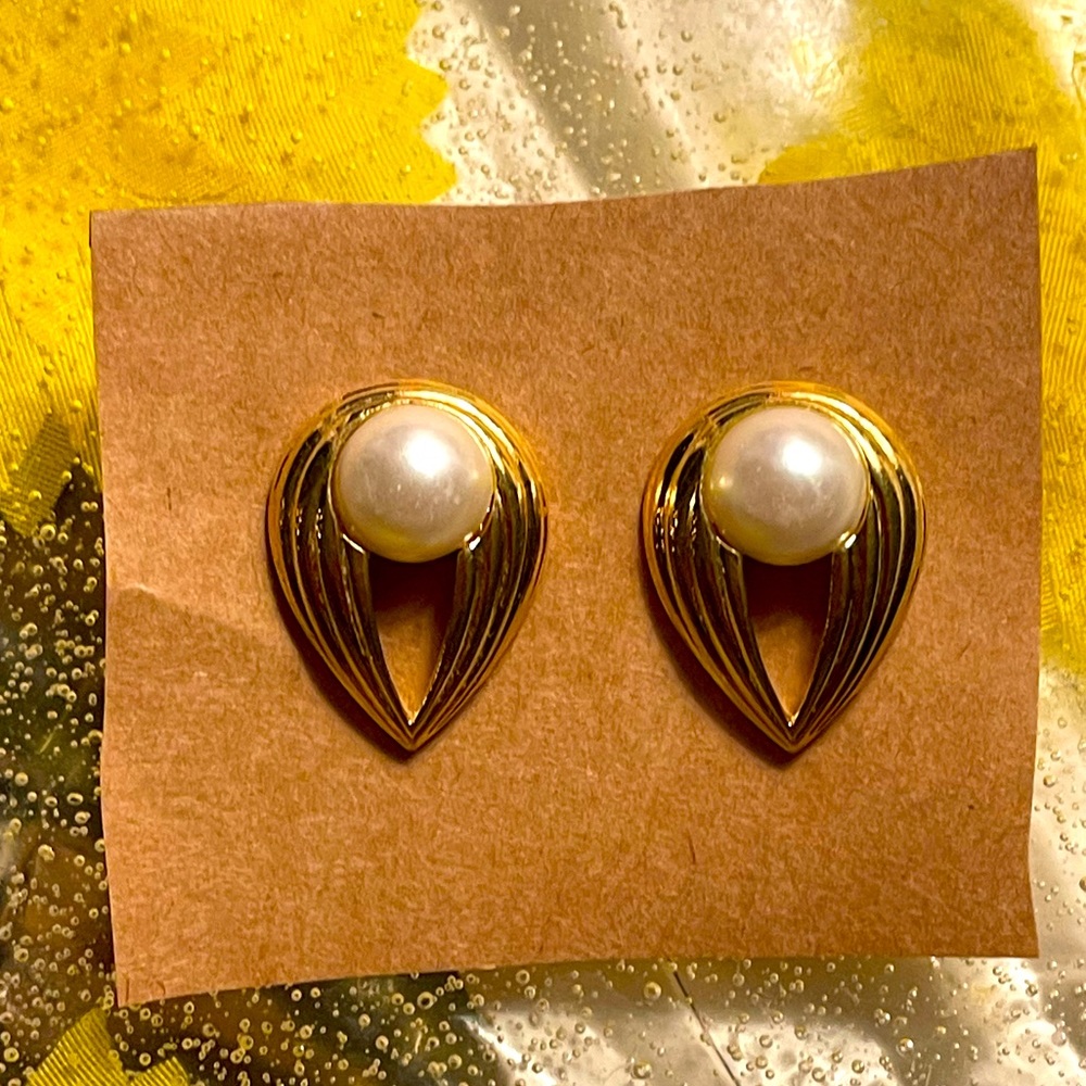 Vintage 90s costume earrings / 3 for $15